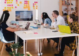 Choosing the Right UK Website Design Company: A Guide to Enhancing Your Online Presence