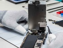 How does Ask Computers stand out as a repair service provider for MacBooks, iPhones, and laptops in Toronto?